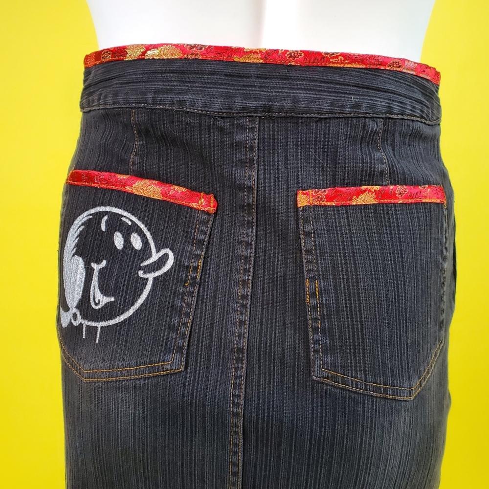 SOLD Vtg 90s pop art skirt set - Picture 6 of 16